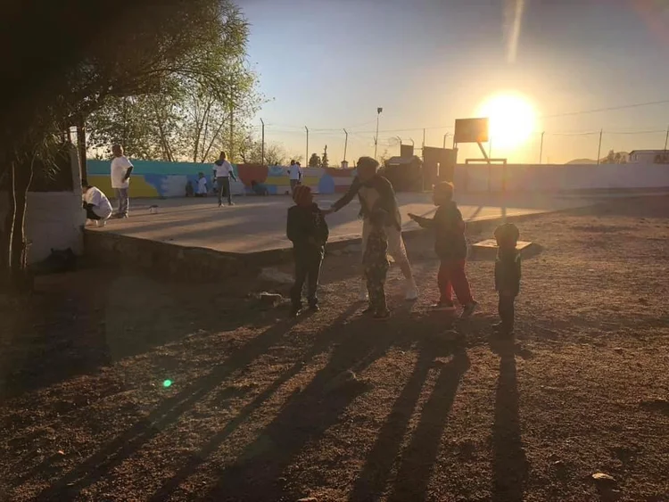 Deportistas y Artistas Populares — programa comunitario